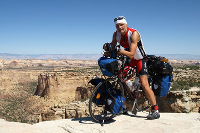 Thomas Widerin - cycling the world - Highway 50 2009