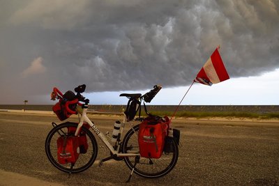 Thomas Widerin - cycling the world - ROSE Bikes